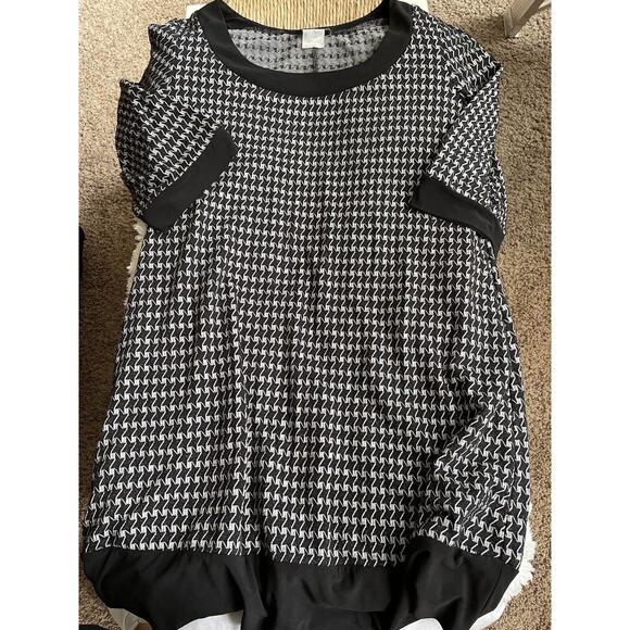 Blu Sage Women’s Sz XL Black & White Design Dress. Flattering, Pretty - Picture 1 of 8